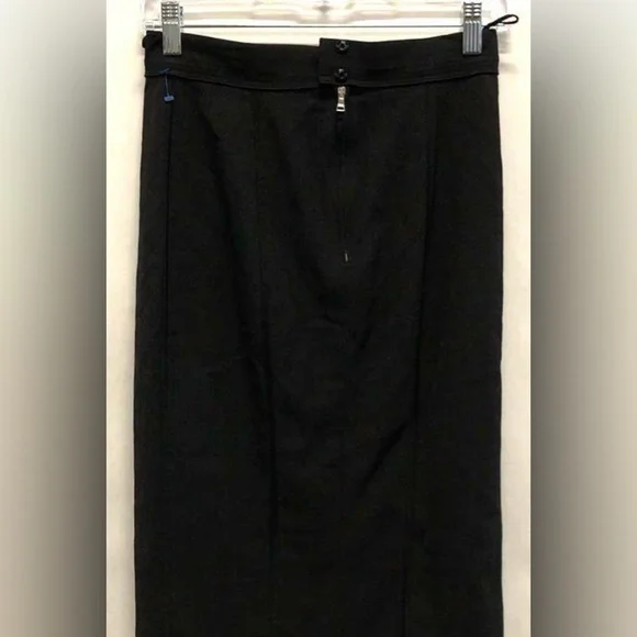 🛑 1 hour sale. Dolce & Gabbana, EU 40 US 4, Classic Black Pencil Skirt - Picture 5 of 16